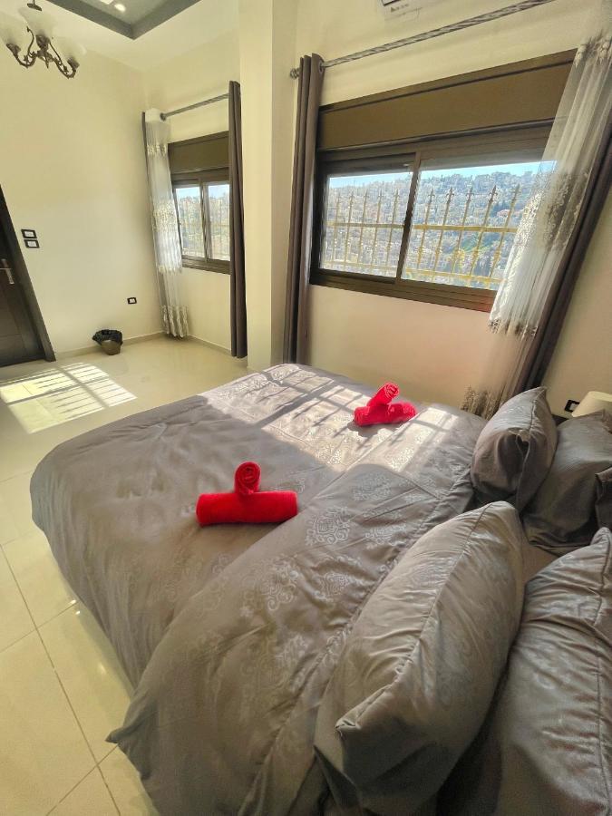 Villa Mira Guesthouse 2 - Downtown Central Amman - Al Diyrih ภายนอก รูปภาพ