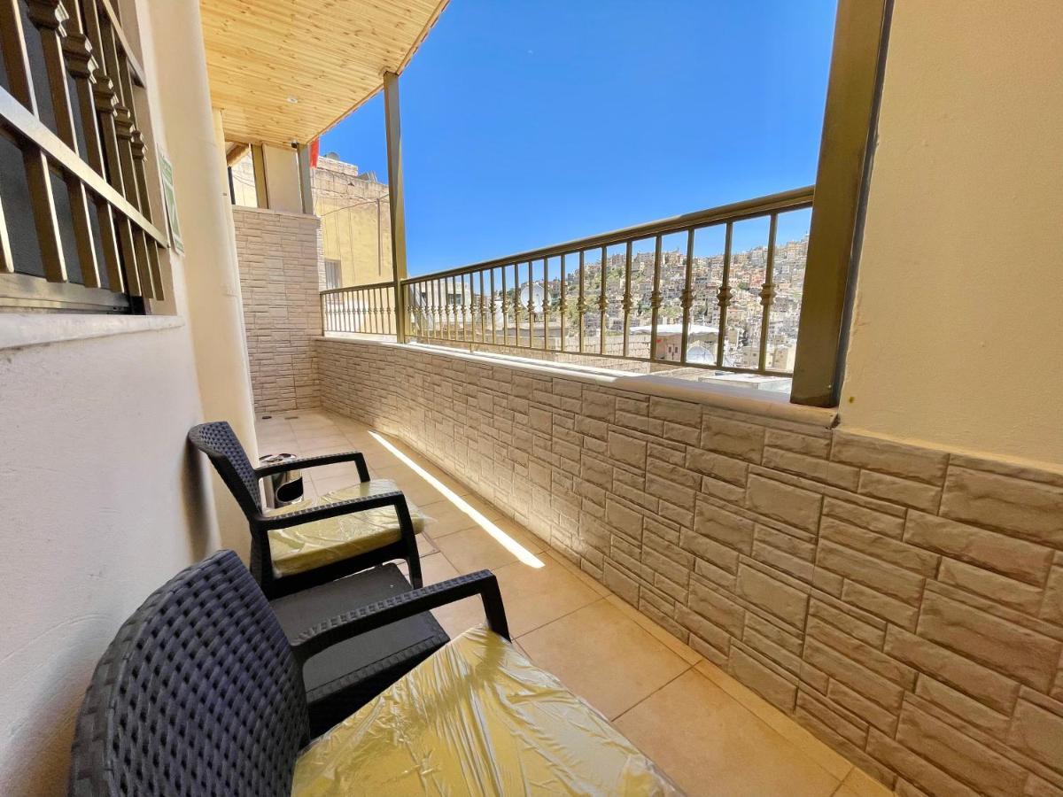 Villa Mira Guesthouse 2 - Downtown Central Amman - Al Diyrih ภายนอก รูปภาพ